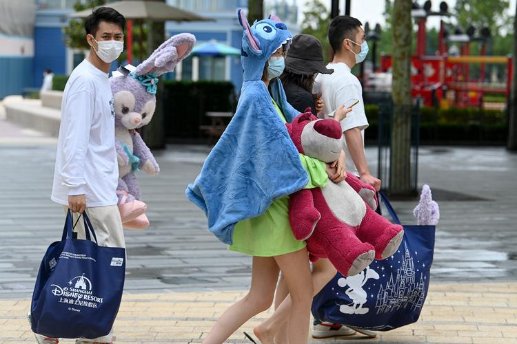 新奥最精免费大全管家婆和上海迪士尼游客打架与上海迪士尼游客打架视频