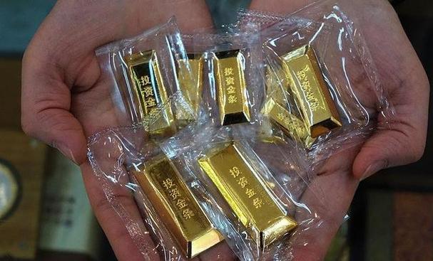 澳门一码一肖一特一中管家和387万放地上被偷与