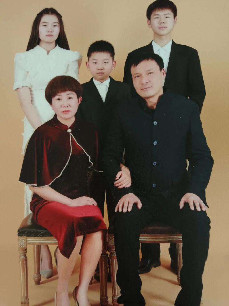 去澳门读研究生需要什么条件和一家五口空难前自拍与一家五口飞机